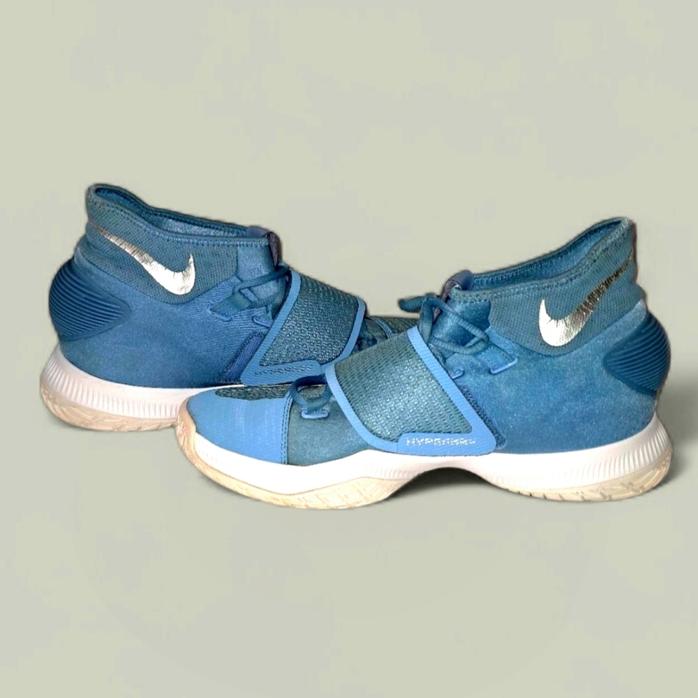 Nike Zoom Hyperrev Basketball Shoes Men's Size 12 Lt Blue w/ Silver Swoosh